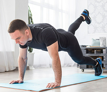 Plank – jak wykonać to ćwiczenie i jakie przynosi efekty